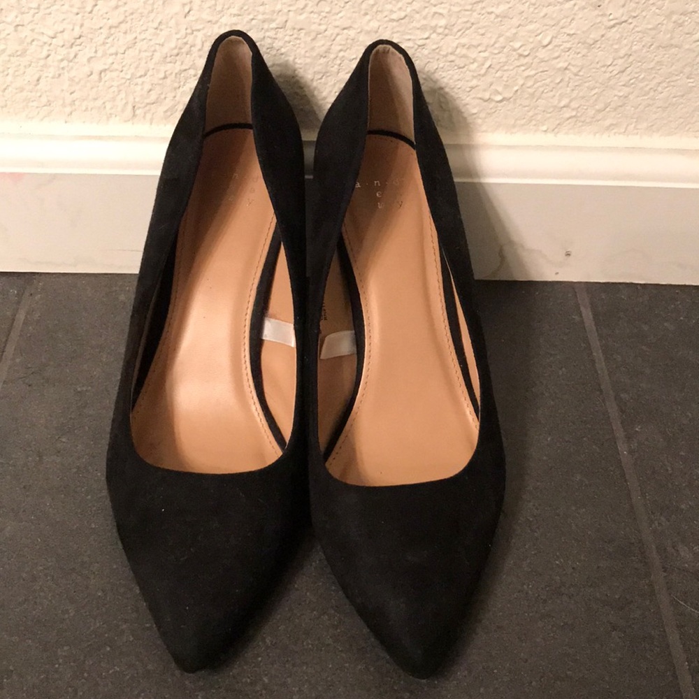 A New Day gemma black pointed toe pumps heels